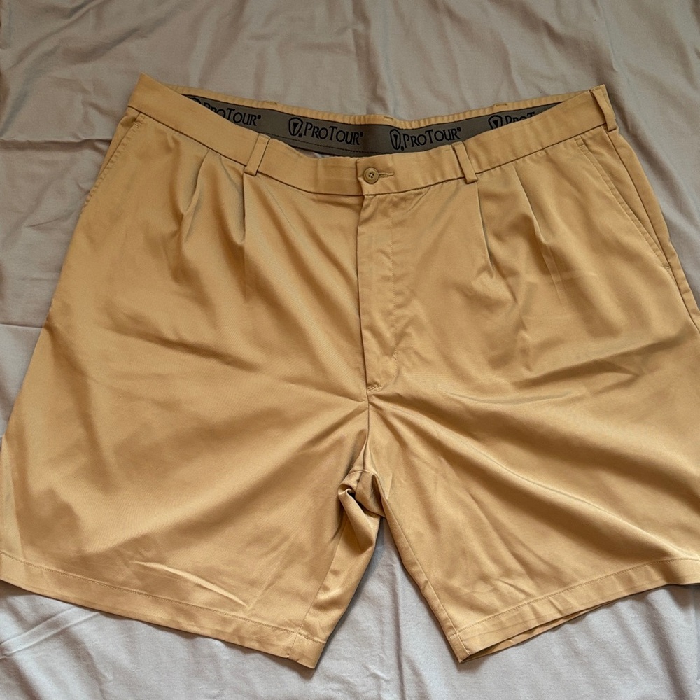 ProTour Pleated Golf Short - Like New